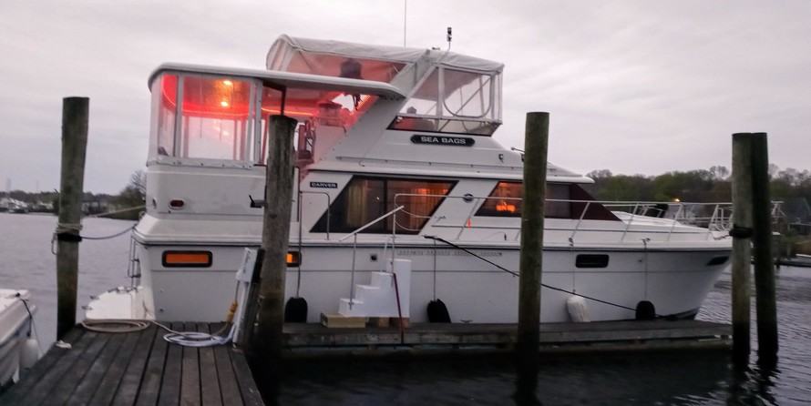 Carver AFT CABIN MOTOR YACHT