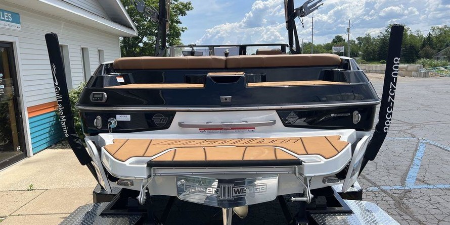 Malibu Wakesetter 20 VTX