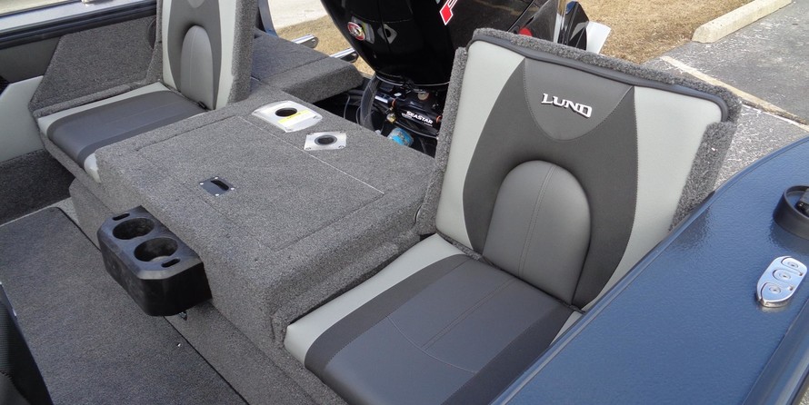 Lund Boats 1875 Crossover XS