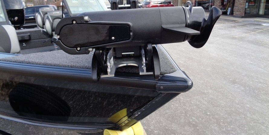 Lund Boats 1875 Crossover XS