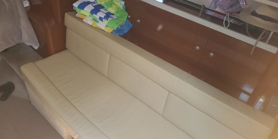 Sea Ray 330 Sundancer