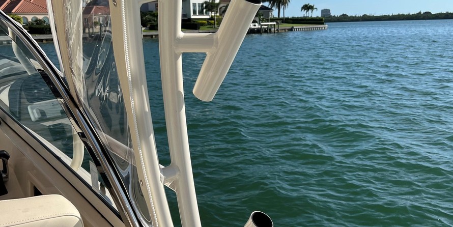 Grady-White Freedom 307