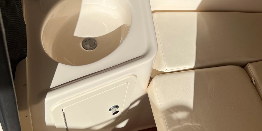 Grady-White Freedom 307