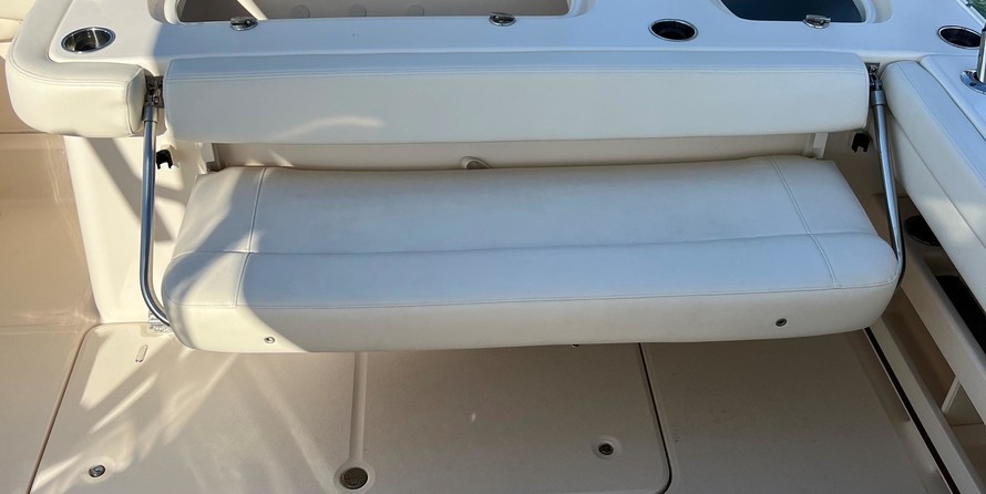 Grady-White Freedom 307