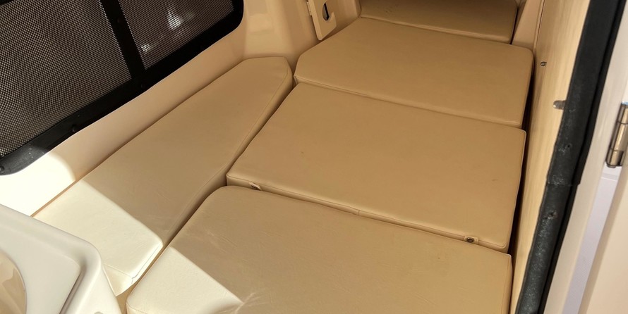 Grady-White Freedom 307