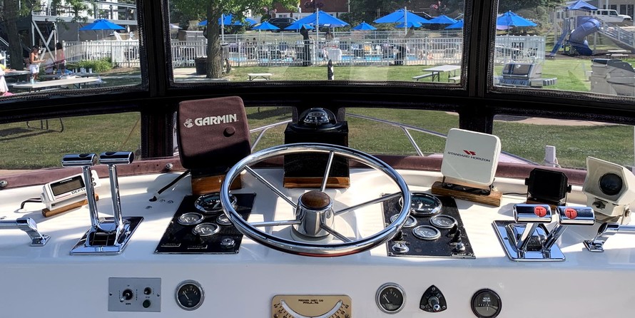 Pacemaker 28 Sport Fish