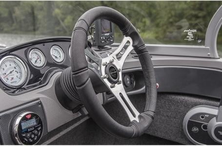 Crestliner 1650 Fish Hawk