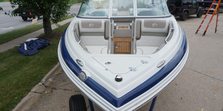 Crownline 210 SS