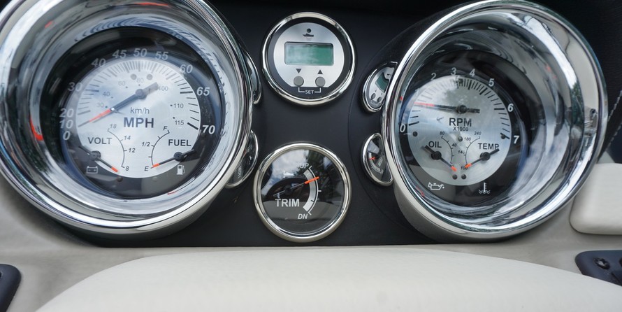 Crownline 210 SS