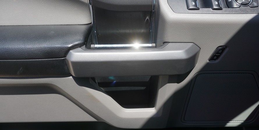 Crownline 210 SS