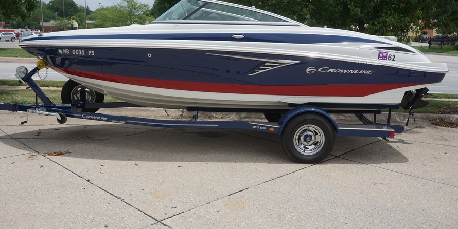 Crownline 210 SS