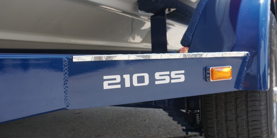 Crownline 210 SS