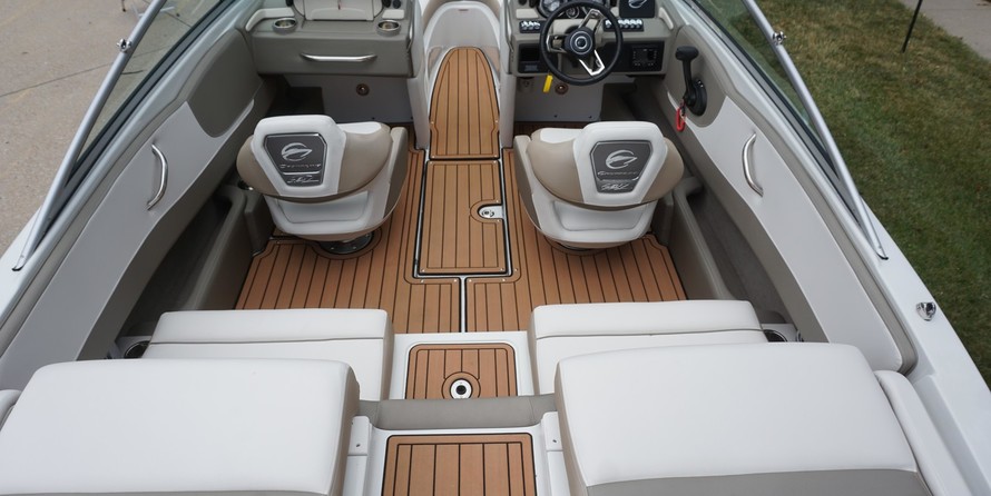 Crownline 210 SS