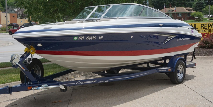 Crownline 210 SS