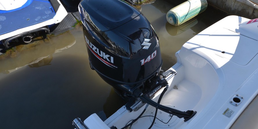 Hurricane 188 sport sundeck