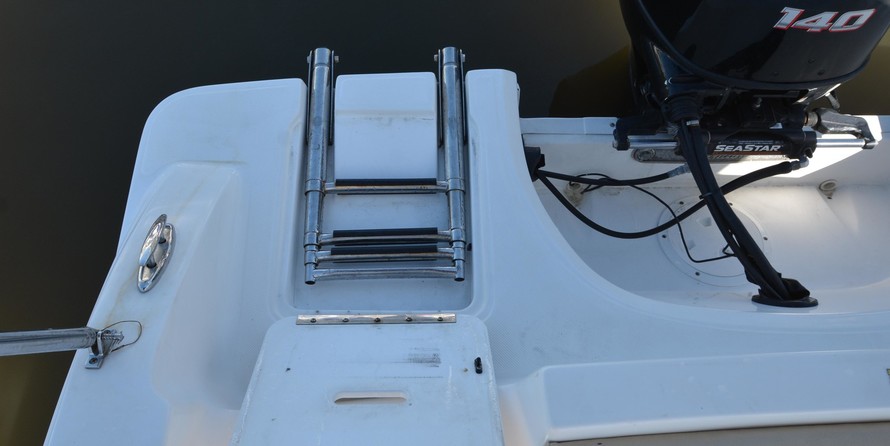 Hurricane 188 sport sundeck