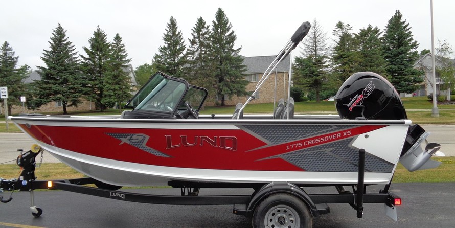 Lund Boats 1775 Crossover XS