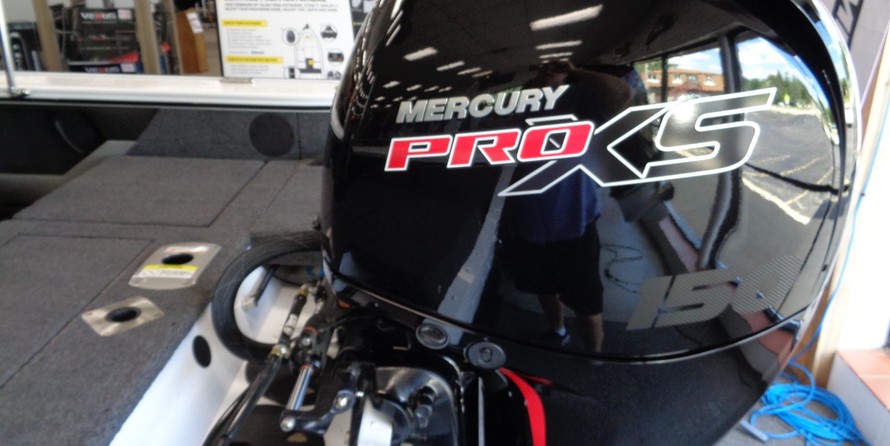 Lund Boats 1775 Crossover XS