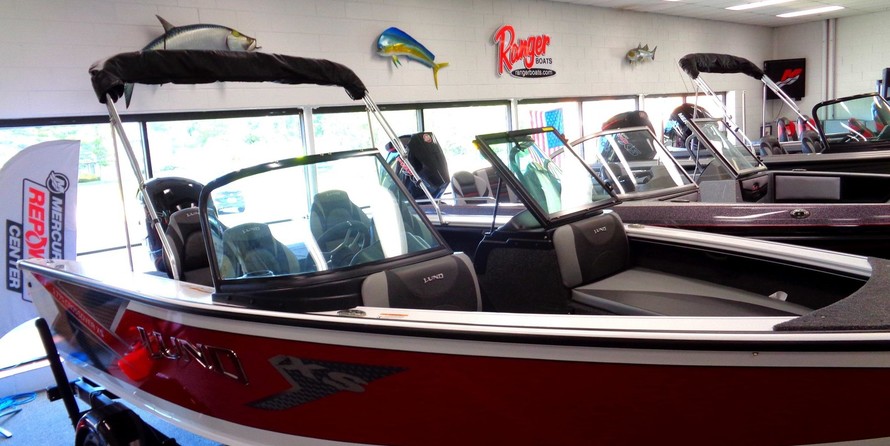 Lund Boats 1775 Crossover XS