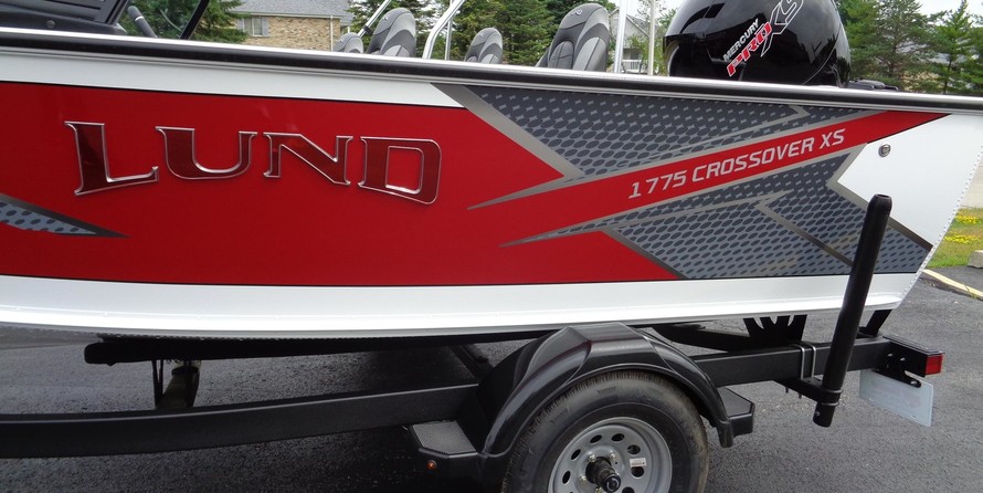Lund Boats 1775 Crossover XS