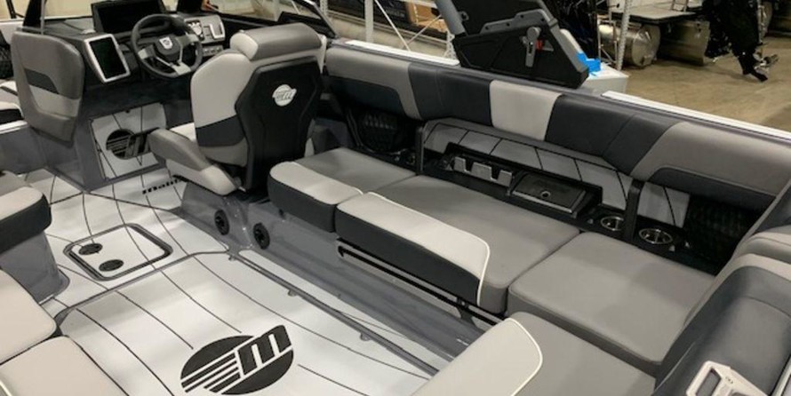 Malibu Wakesetter 23 LSV