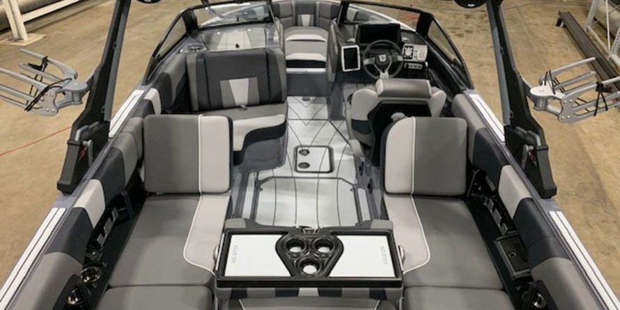 Malibu Wakesetter 23 LSV