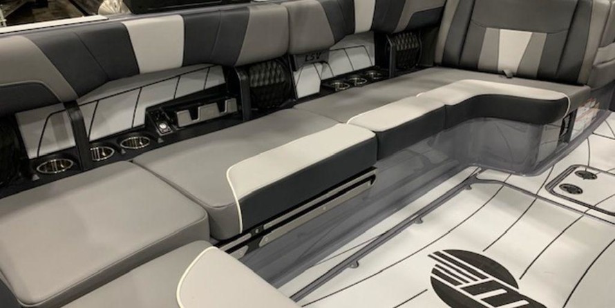 Malibu Wakesetter 23 LSV