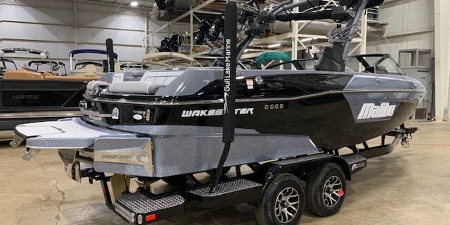 Malibu Wakesetter 23 LSV