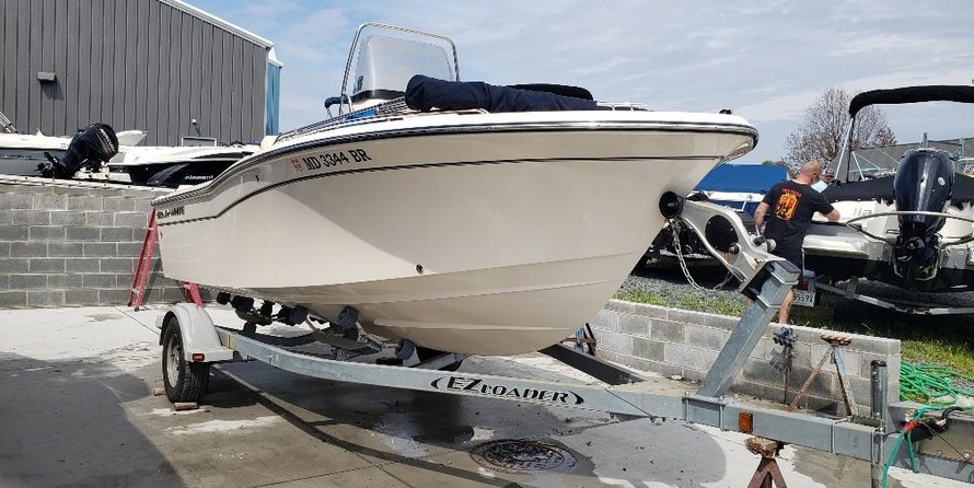 Grady-White Fisherman 180