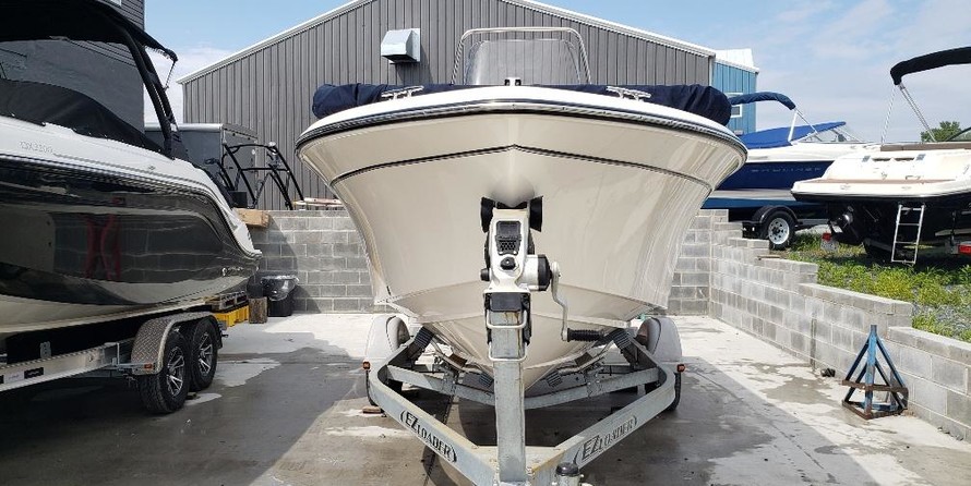 Grady-White Fisherman 180