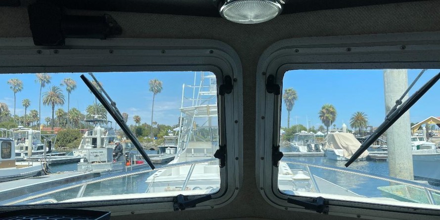 Parker 2520 XL Sport Cabin