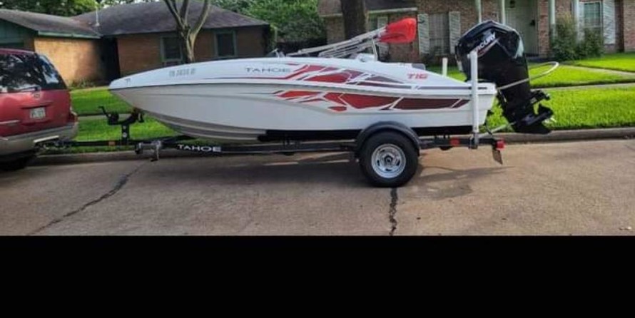 Tracker Guide V-16 Laker DLX T