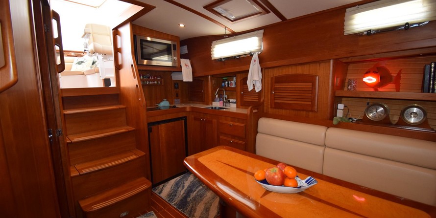 Sabre 42 Salon Express