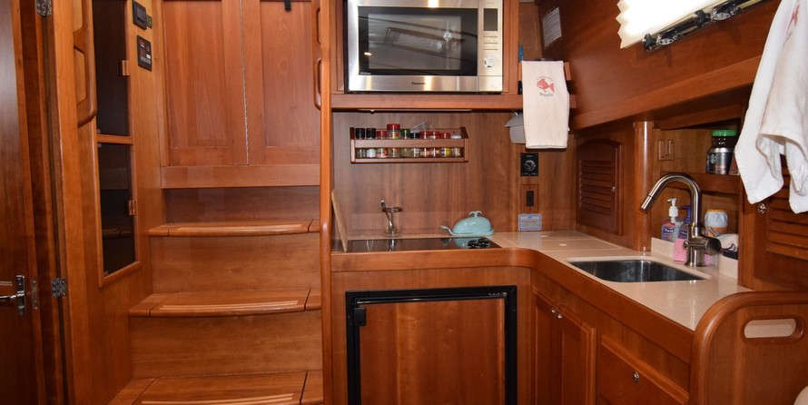 Sabre 42 Salon Express