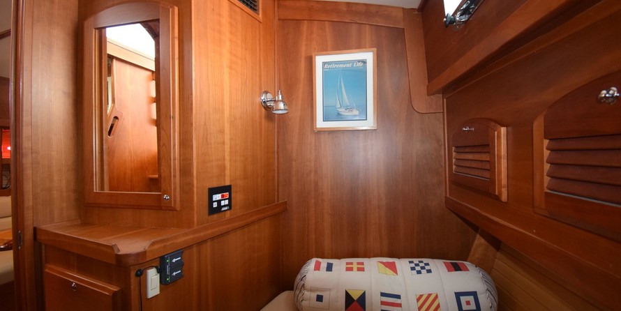 Sabre 42 Salon Express