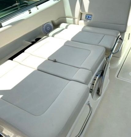 Boston Whaler 270 Vantage