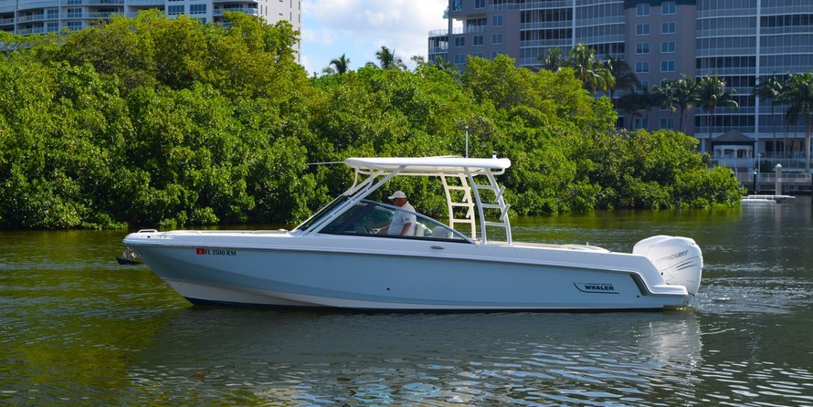 Boston Whaler 270 Vantage