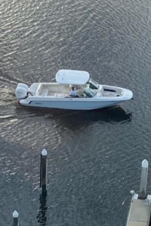 Boston Whaler 270 Vantage