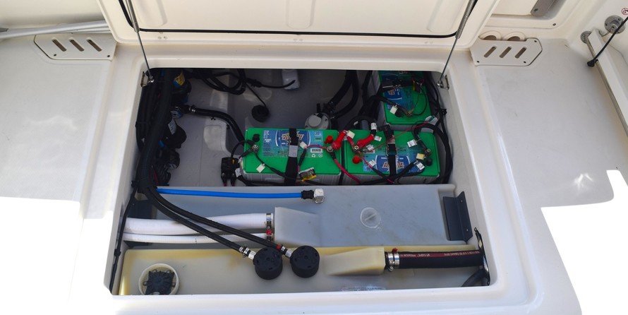 Boston Whaler 270 Vantage