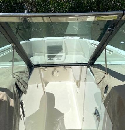 Boston Whaler 270 Vantage