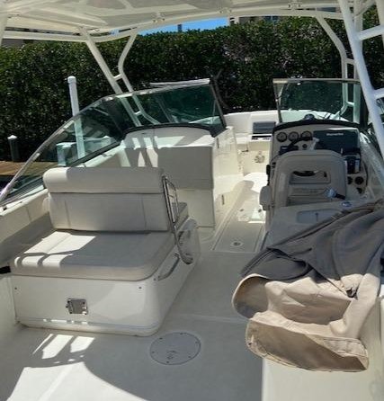 Boston Whaler 270 Vantage