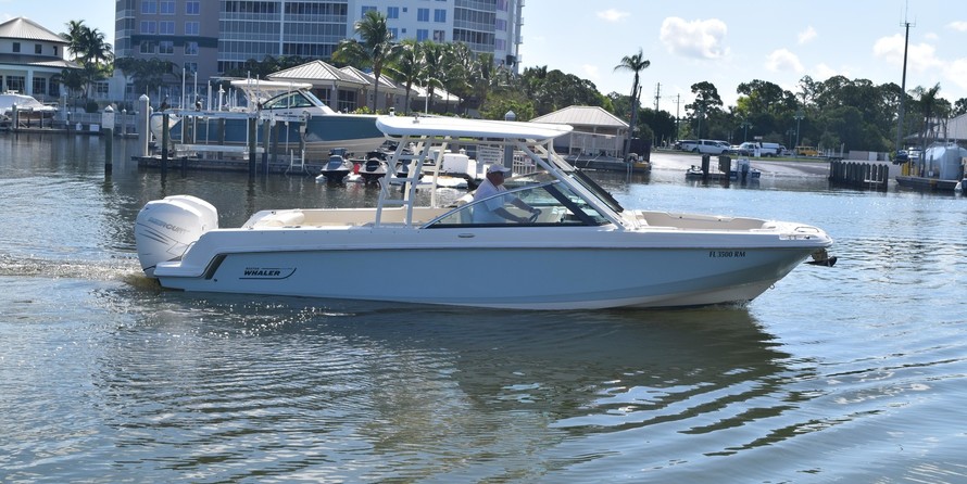 Boston Whaler 270 Vantage