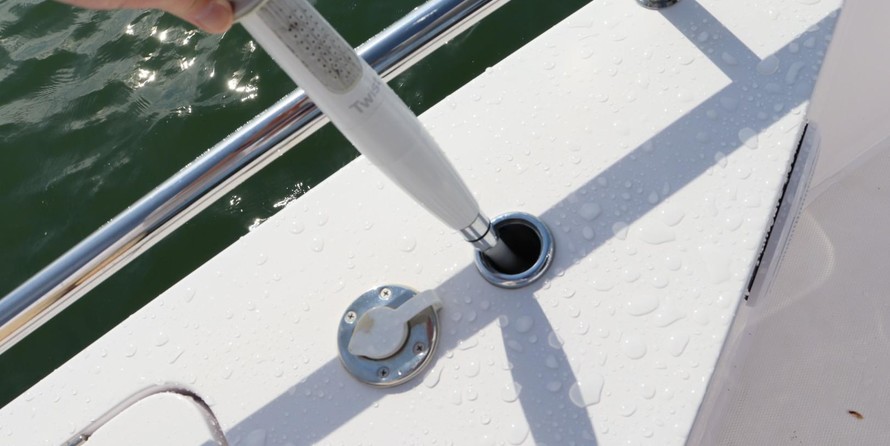 Axopar 28 Cabin