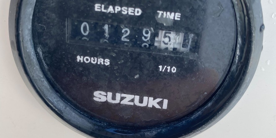 Angler Pro Boats 2900 center console