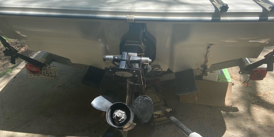 Sea ray 260 bow rider select