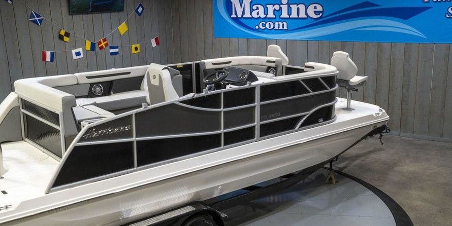 Hurricane fundeck 232