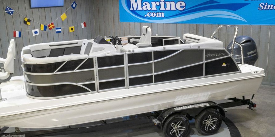 Hurricane fundeck 232