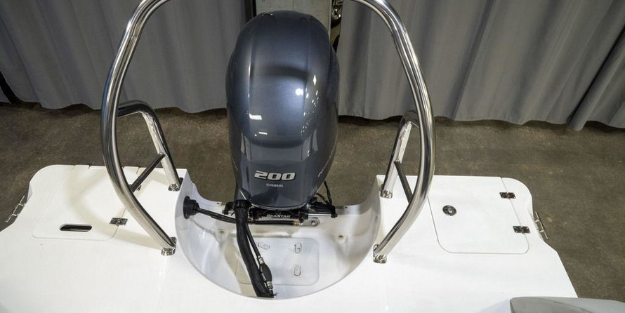 Hurricane fundeck 232