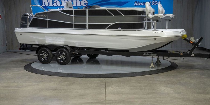 Hurricane fundeck 232