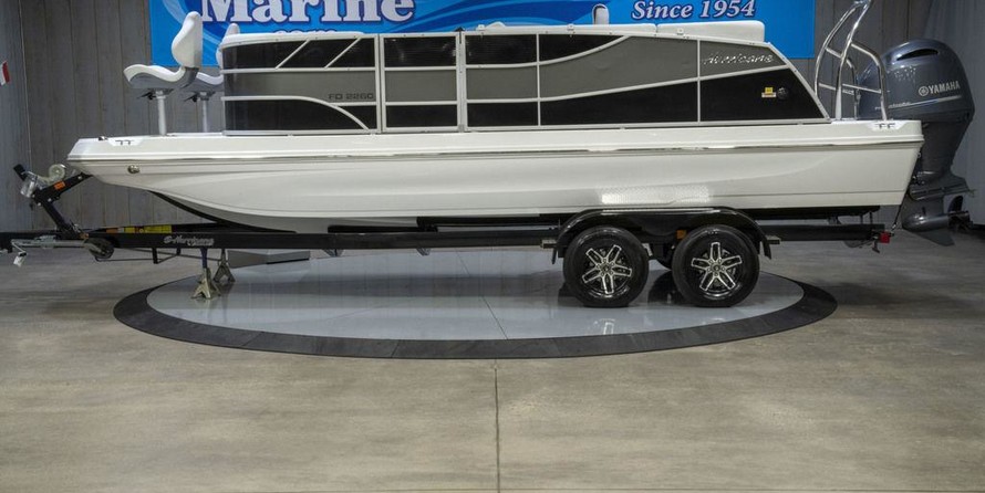 Hurricane fundeck 232